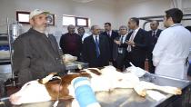 Başkan Demir, Hayvan Hastanesini ziyaret etti